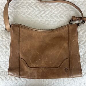 Frye Melissa beige crossbody